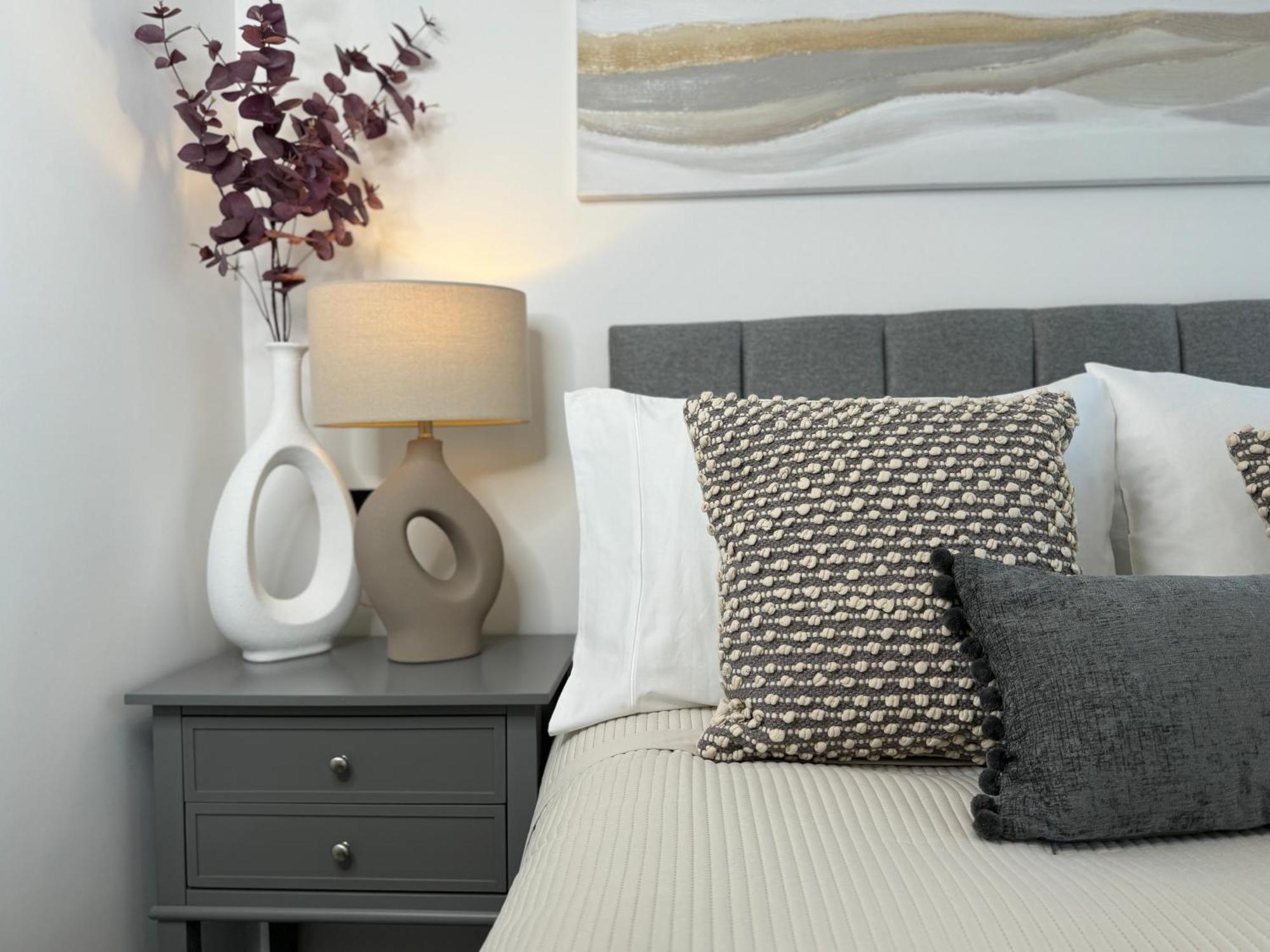 Modern One-Bedroom Apartment Swindon Luaran gambar