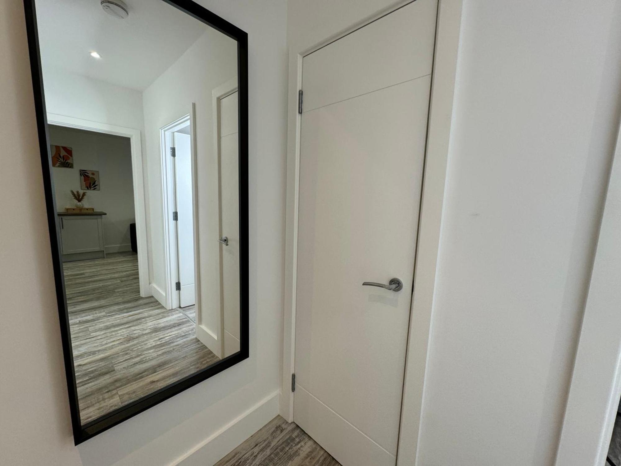 Modern One-Bedroom Apartment Swindon Luaran gambar