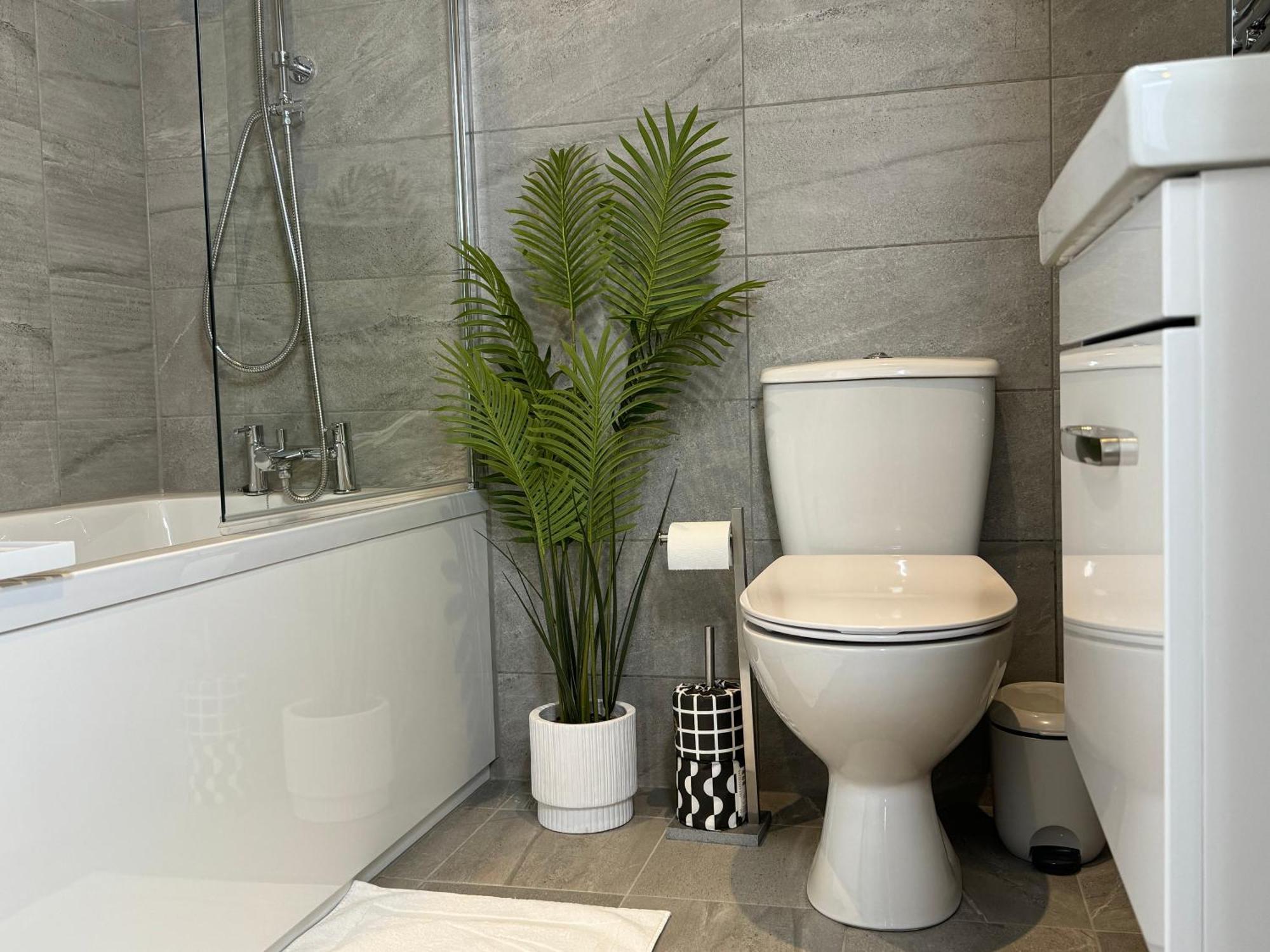 Modern One-Bedroom Apartment Swindon Luaran gambar